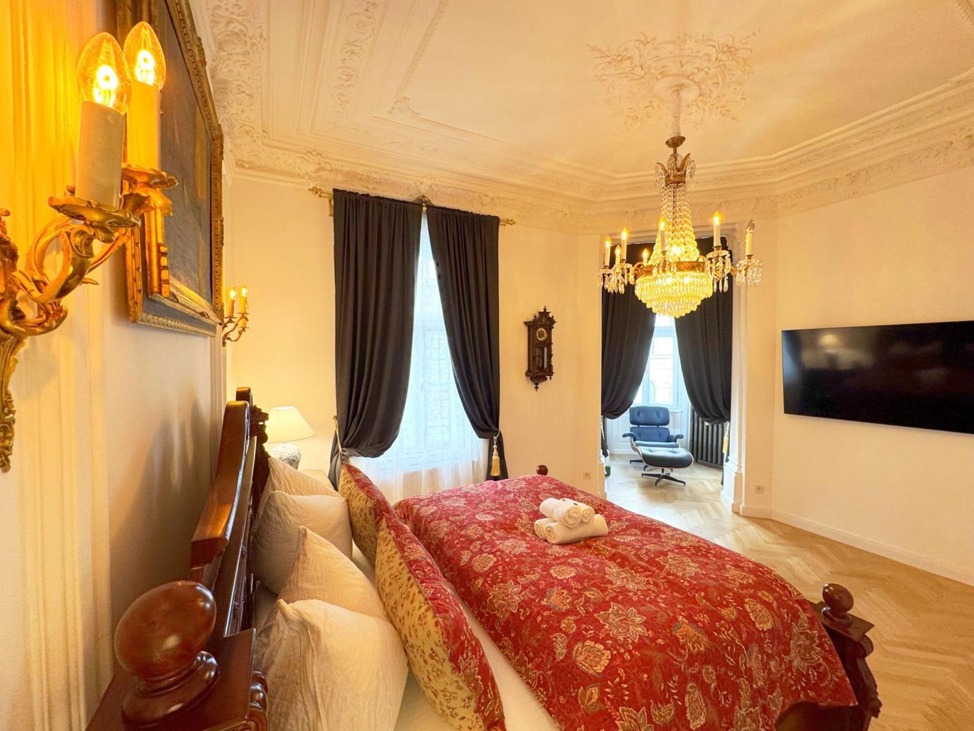 7Th Heaven Vienna Center Apartments Luaran gambar